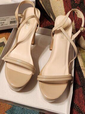 Touch Ups by Benjamin Walk 4 1/2 inch heel